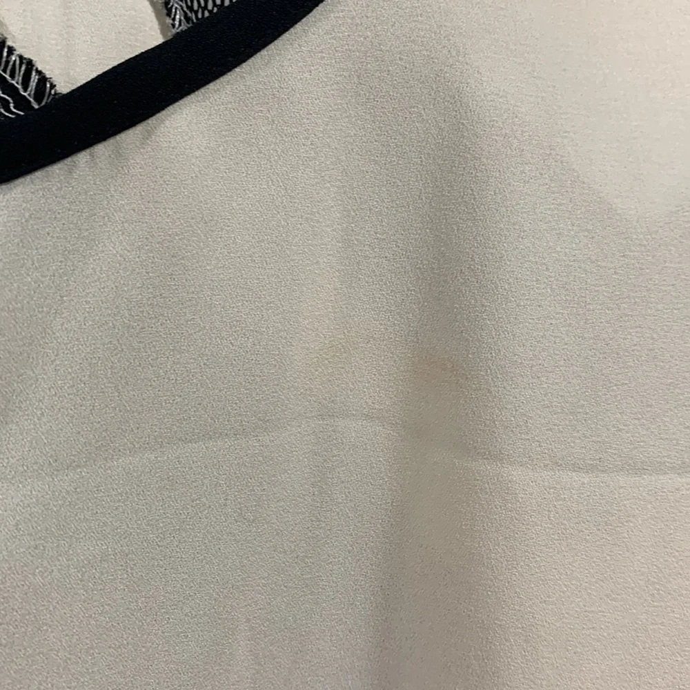 Cream and Black Jealous Tomato Top - Picture 11 of 14